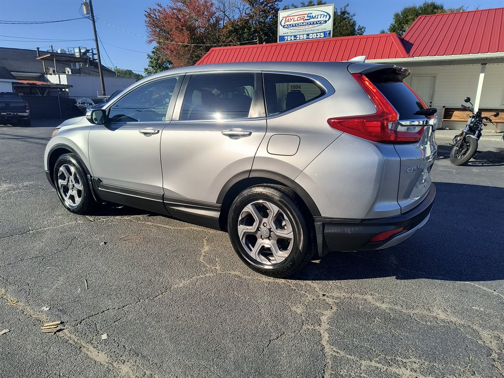 Used 2017 Honda CR-V EX image 3
