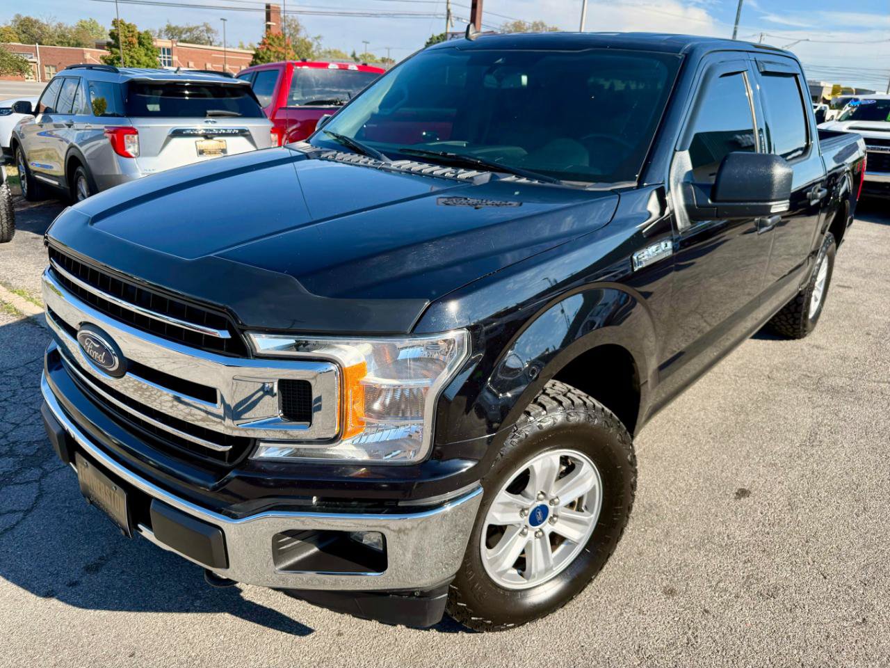 Used 2019 Ford F150 XLT w/ Equipment Group 301A Mid AWD/4WD image 3