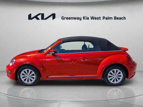 Used 2019 Volkswagen Beetle 2.0T S image 5