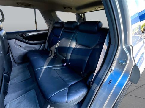 Used 2006 Toyota 4Runner SR5 RWD image 20
