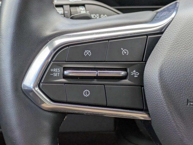 Used 2025 Chevrolet Traverse LT FWD image 26