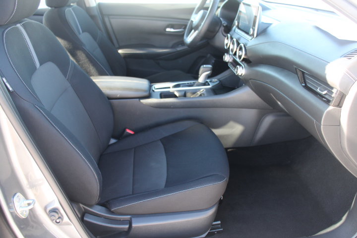 Used 2021 Nissan Sentra SV FWD image 18