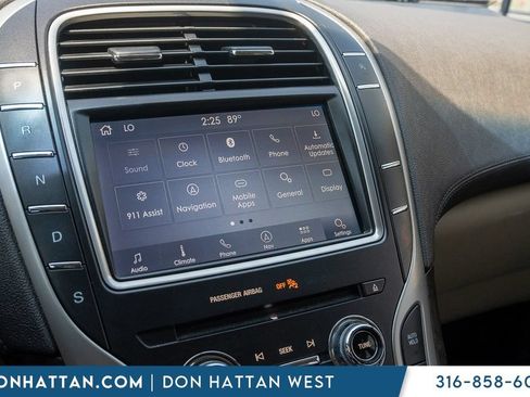 Used 2020 Lincoln Nautilus Reserve AWD/4WD image 7