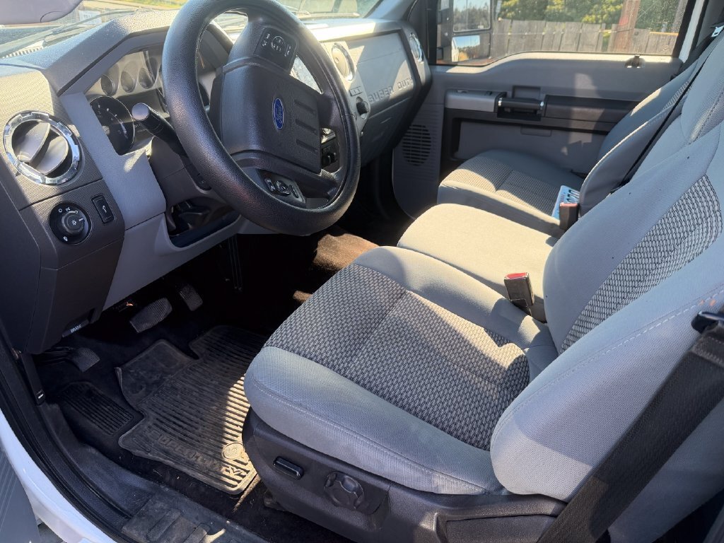 Used 2015 Ford F350 XLT w/ XTR Plus Package AWD/4WD image 2