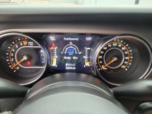 Used 2021 Jeep Gladiator Sport AWD/4WD image 25