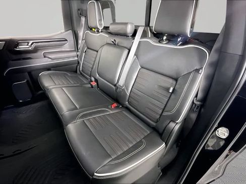 Used 2024 GMC Sierra 1500 AT4X w/ AT4X AEV Edition AWD/4WD image 19