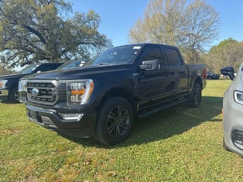 Used 2022 Ford F150 XLT w/ Equipment Group 302A High image 12