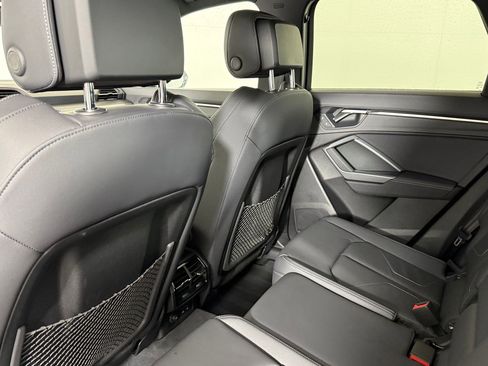 Certified 2025 Audi Q3 2.0T Premium w/ Convenience Package image 22