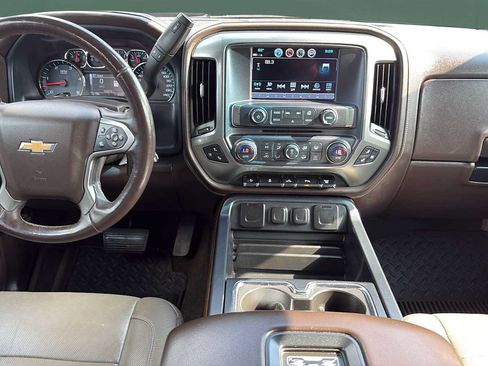 Used 2018 Chevrolet Silverado 2500 LTZ w/ Duramax Plus Package AWD/4WD image 24