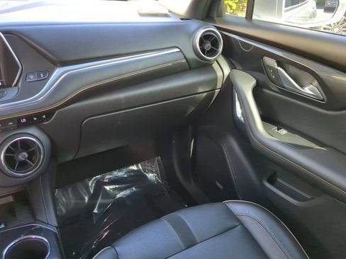 Used 2019 Chevrolet Blazer Premier w/ Sun and Wheels Package FWD image 20