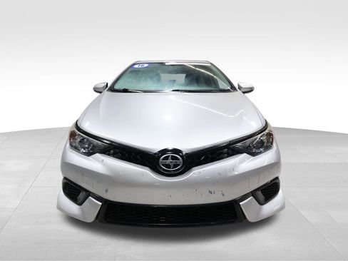 Used 2016 Scion iM image 5