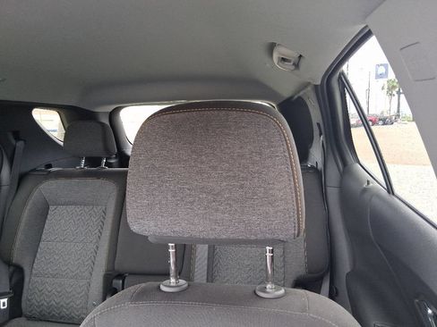 Used 2024 Chevrolet Equinox LT FWD image 17
