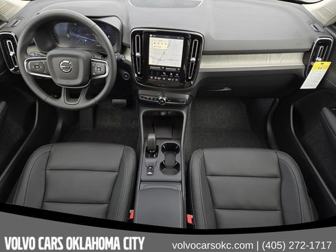 Used 2026 Volvo XC40 B5 Core w/ Protection Package Premier AWD/4WD image 26