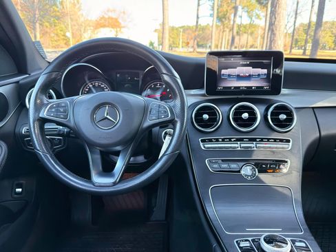 Certified 2018 Mercedes-Benz C 300 4MATIC Sedan image 3