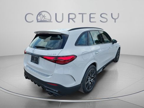 Used 2026 Mercedes-Benz GLC 43 AMG 4MATIC image 4