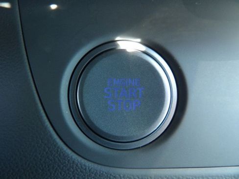 Certified 2023 Hyundai Elantra SEL w/ Convenience Package FWD image 19