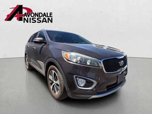 Used 2017 Kia Sorento EX FWD image 4