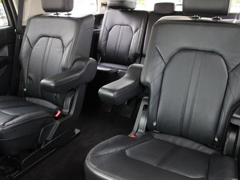Used 2021 Ford Expedition Platinum AWD/4WD image 22