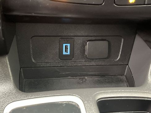 Used 2017 Ford Escape Titanium AWD/4WD image 23