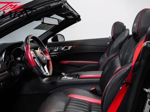 Used 2016 Mercedes-Benz SL 550 image 34