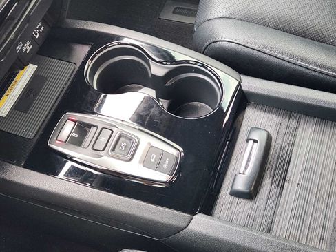 Used 2022 Honda Pilot Elite image 19
