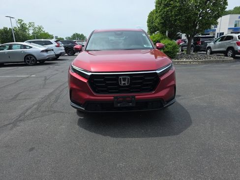 Used 2024 Honda CR-V EX-L image 2
