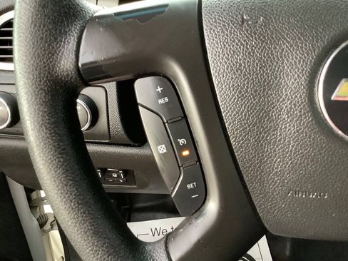 Used 2012 Chevrolet Suburban 2500 w/ Skid Plate Package AWD/4WD image 44