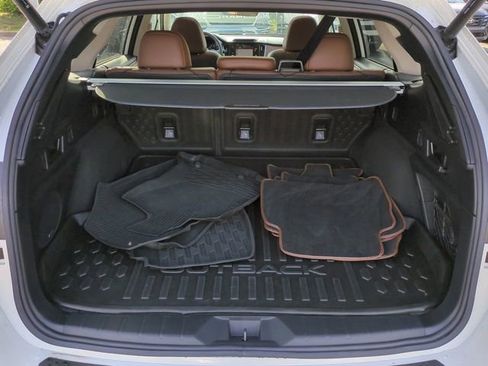 Used 2021 Subaru Outback Touring XT AWD/4WD image 13
