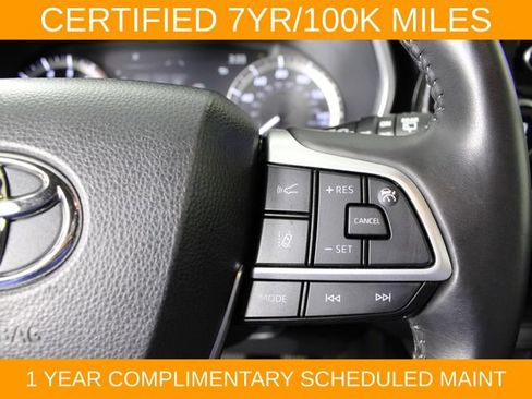 Used 2023 Toyota Highlander XSE AWD/4WD image 22