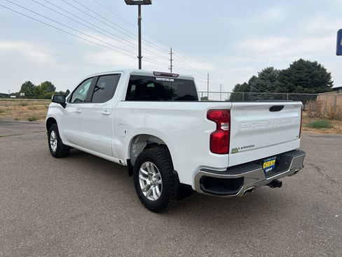 Used 2024 Chevrolet Silverado 1500 LT w/ Z71 Off-Road Package AWD/4WD image 16