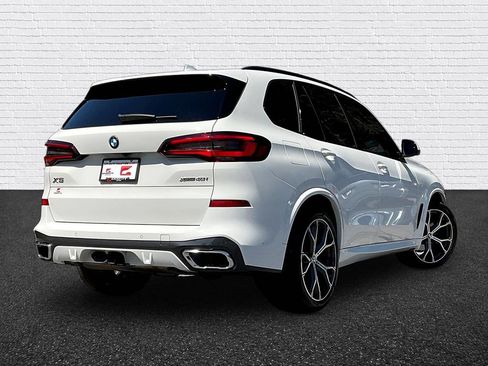 Used 2022 BMW X5 xDrive40i w/ M Sport Package AWD/4WD image 6