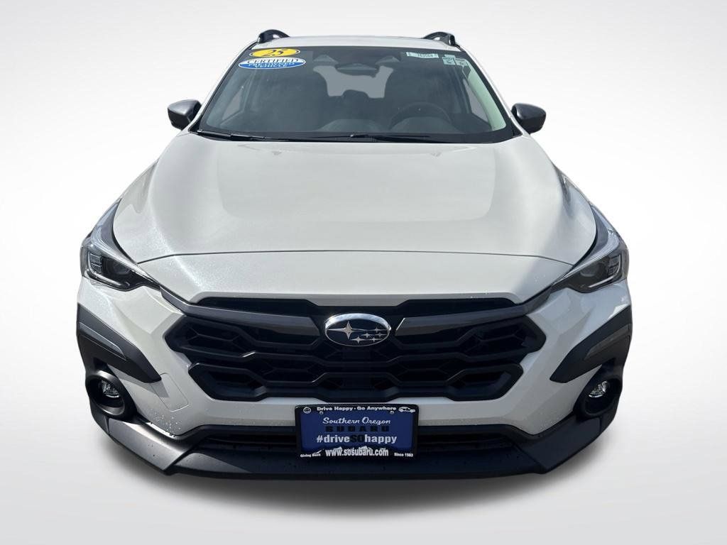 Used 2025 Subaru Crosstrek 2.5i Limited w/ Crosstrek Mirror Package AWD/4WD image 2