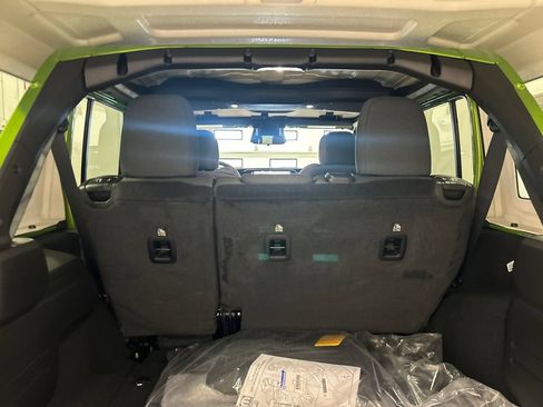 New 2026 Jeep Wrangler Unlimited Sport AWD/4WD image 31