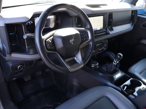 Used 2022 Ford Bronco Black Diamond image 14