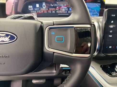 New 2026 Ford Expedition Platinum AWD/4WD image 22