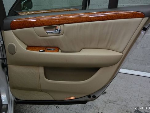 Used 2004 Lexus LS 430 image 10