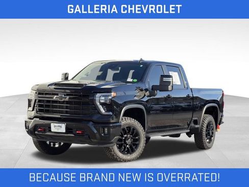 Used 2026 Chevrolet Silverado 2500 LT w/ Trail Boss Package AWD/4WD image 1