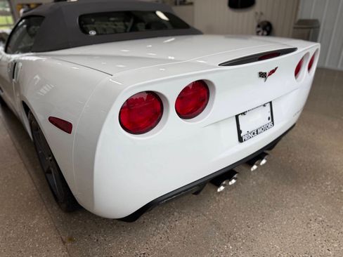 Used 2012 Chevrolet Corvette Convertible w/ 4LT Preferred Equipment Group RWD image 9