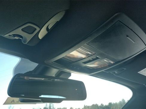 Used 2022 Dodge Challenger GT w/ Blacktop Package image 18