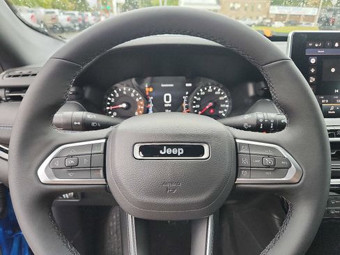 New 2026 Jeep Compass Limited image 14