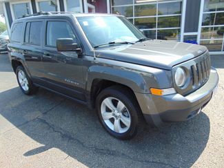 Used 2017 Jeep Patriot Latitude image 1