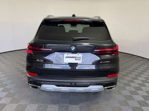 Used 2025 BMW X5 xDrive40i AWD/4WD image 10