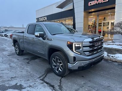 New 2026 GMC Sierra 1500 SLE w/ Preferred Package