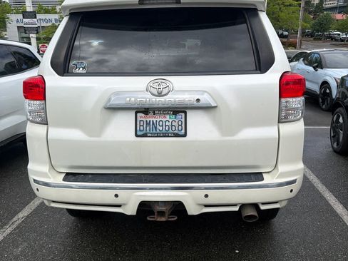 Used 2012 Toyota 4Runner SR5 w/ Convenience Pkg AWD/4WD image 6