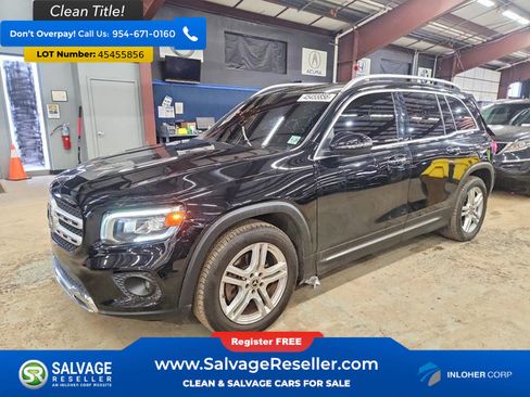 Used 2021 Mercedes-Benz GLB 250 4MATIC image 1