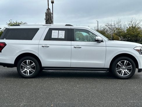 Used 2024 Ford Expedition Max Limited image 2