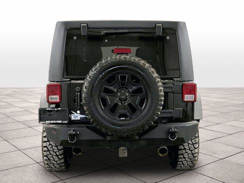 Used 2016 Jeep Wrangler Unlimited Sport w/ Quick Order Package 23S AWD/4WD image 4
