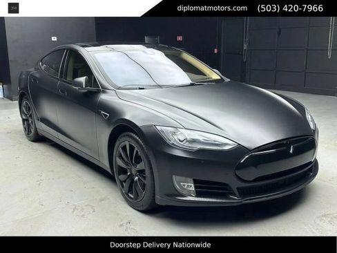 Used 2014 Tesla Model S P85 RWD image 9