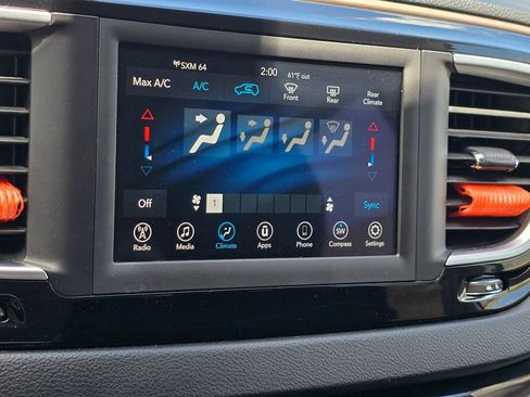 Used 2021 Chrysler Voyager Lxi FWD image 37