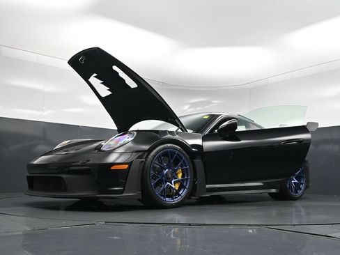 Certified 2024 Porsche 911 GT3 RS RWD image 33